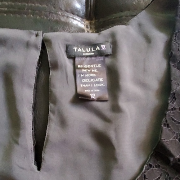 Pretty tank - Picture 3 of 3